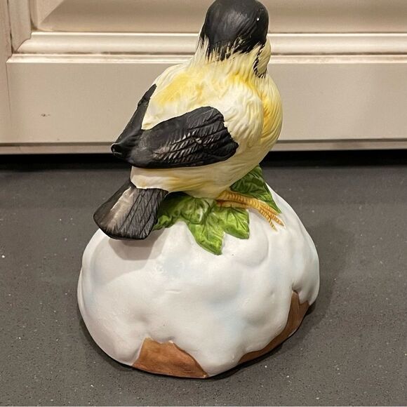 Chickadee yellow porcelain bird music box für Elise - Picture 6 of 10